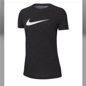 NWT Nike T-Shirt